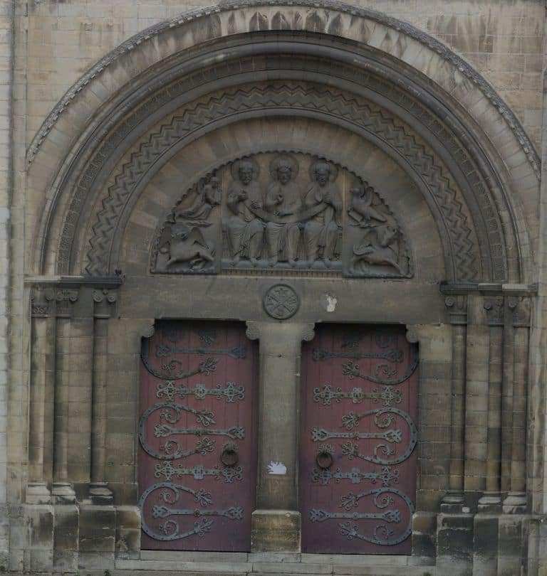 orthophotographie du portail de l'église de la Trinité